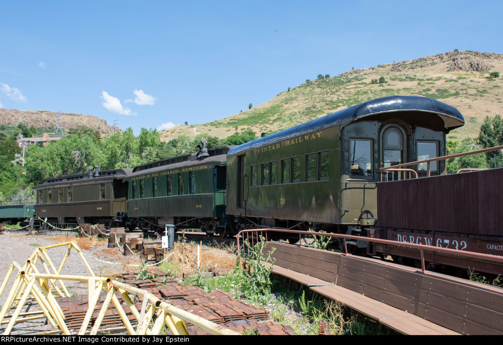 Riding in Style the Narrow Gauge Way